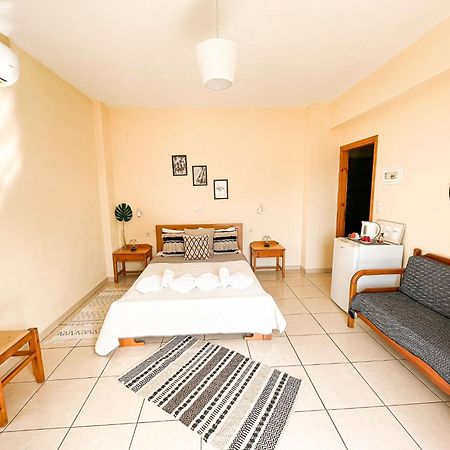 Lefteris Rooms Kámbos Exteriér fotografie