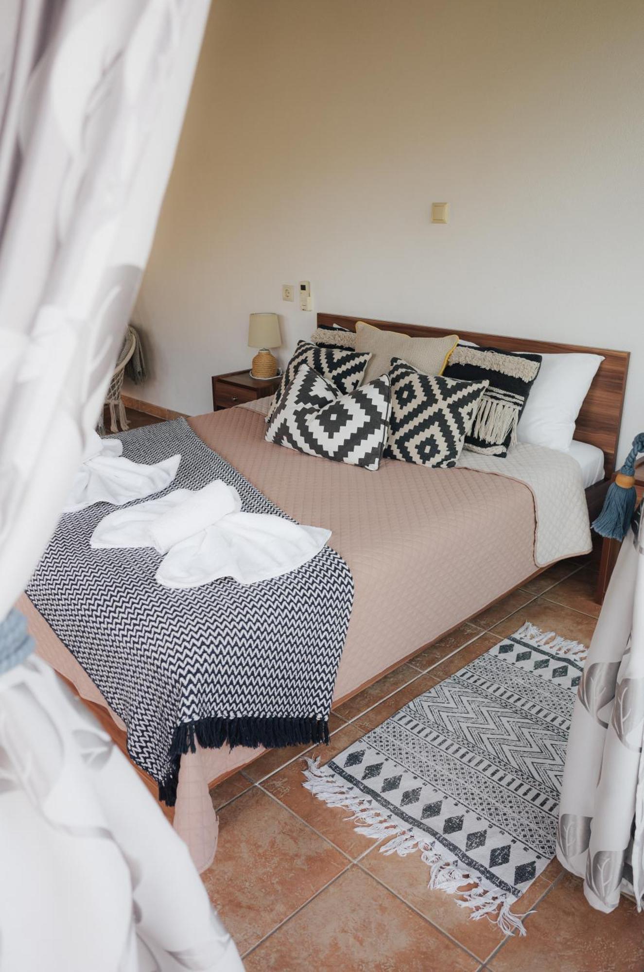 Lefteris Rooms Kámbos Exteriér fotografie